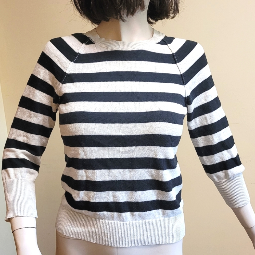 Gap Black and Cream Striped Sweater, Size Medium